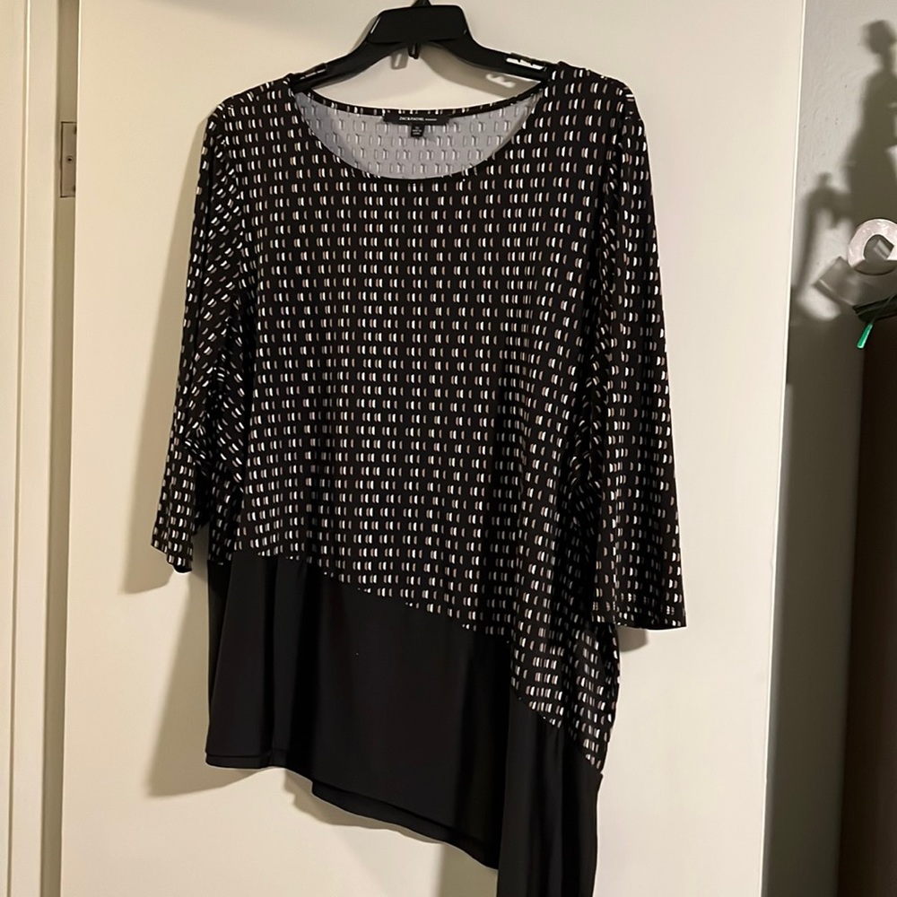 Black asymmetric polyester tunic 3x by Zac&Rachel